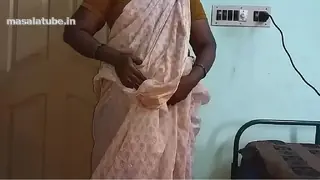 Hot Desi Indian Hot Mallu Aunty Nude Selfie And Fingering For father in law