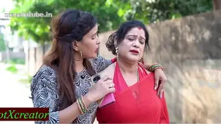 Real Desi Bhabhi Gets real sex experience after long days! Village Doctor sex