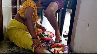 Real Desi Desi Indian wife suking disk cum in mouth